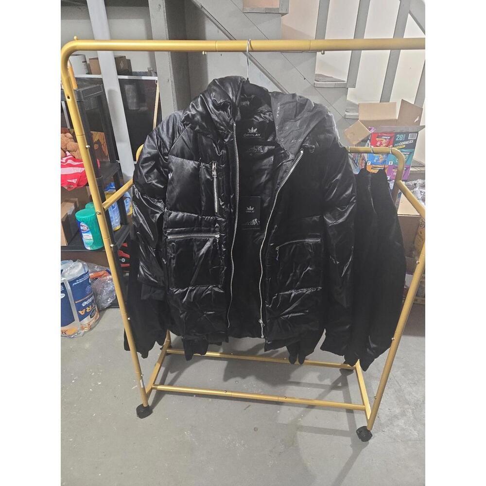 Orolay Women's Shiny Black Down Puffer Jacket with Hood